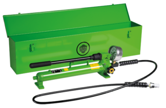 HYDR. HAND PUMP IN METAL CASE SET WITH GAUGE AND HOSE
